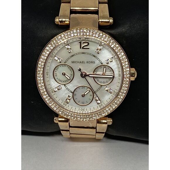 Michael Kors MK5616 Women's Gold Stainless Steel Analog Dial Quartz Watch WO648 - Picture 2 of 12